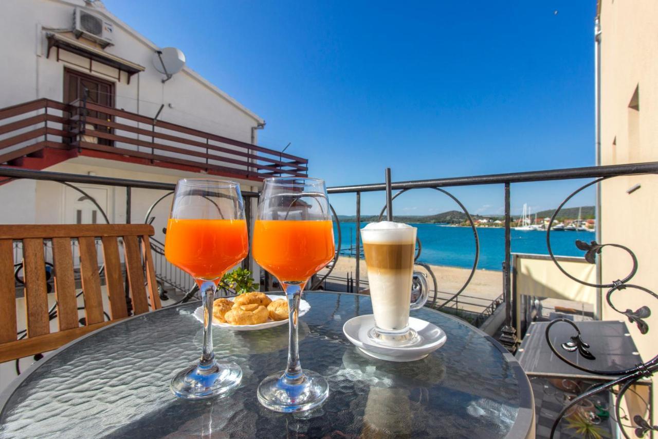 Apartmani Nikolina Seaview Sibenik Ngoại thất bức ảnh