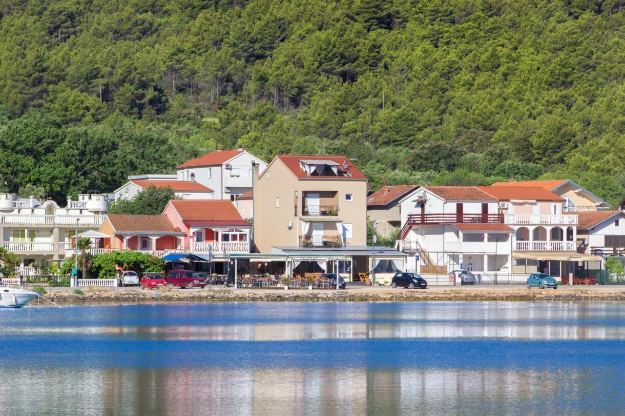 Apartmani Nikolina Seaview Sibenik Ngoại thất bức ảnh